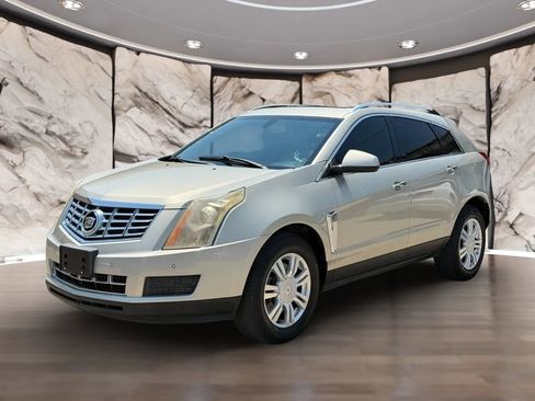 Used 2014 Cadillac SRX Luxury FWD image 2