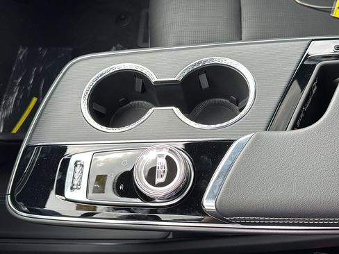 New 2026 Cadillac Lyriq Premium Luxury image 21