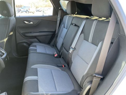 Used 2025 Chevrolet Blazer LT w/ Convenience Package image 19