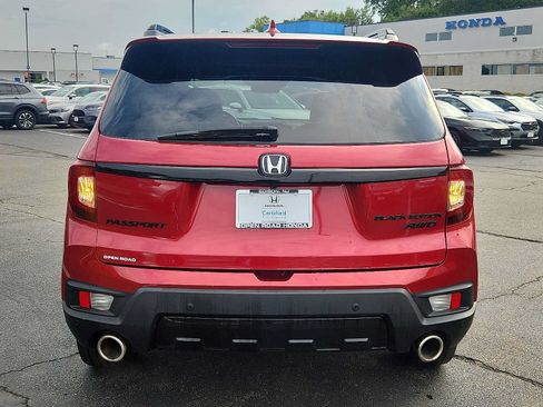 Certified 2024 Honda Passport Black Edition image 5