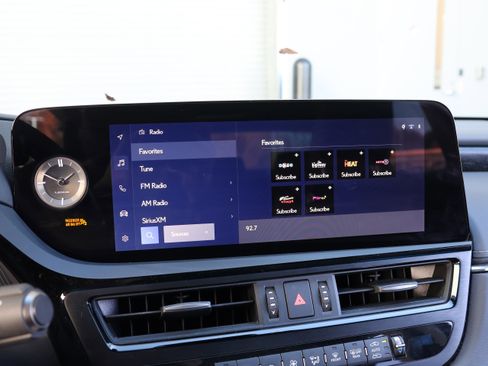 Certified 2024 Lexus ES 350 Ultra Luxury image 23