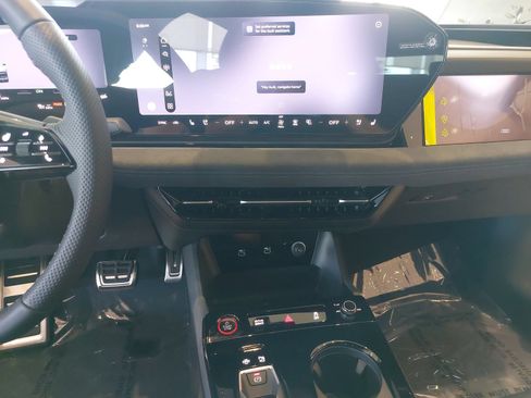 New 2027 Audi S6 e-tron Prestige AWD/4WD image 21