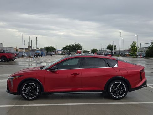 Used 2025 Kia K4 GT-Line w/ GT-Line Sunroof Package FWD image 7