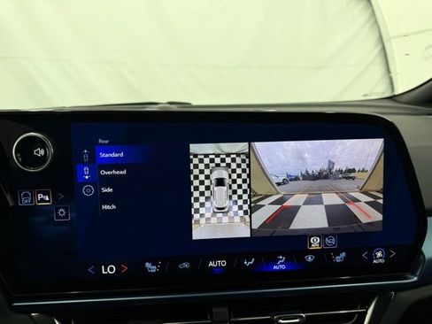 New 2026 Chevrolet Equinox EV LT image 34