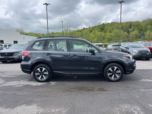 Used 2017 Subaru Forester 2.5i w/ Alloy Wheel Package AWD/4WD image 6