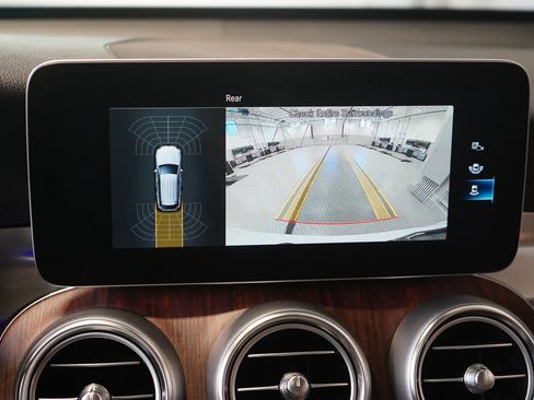 Certified 2022 Mercedes-Benz GLC 300 4MATIC image 23