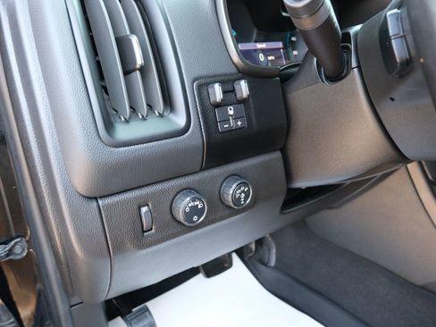 Used 2022 Chevrolet Colorado ZR2 AWD/4WD image 26