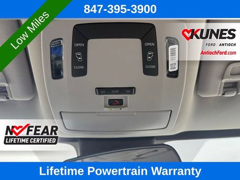 Used 2025 Toyota Sienna LE image 48