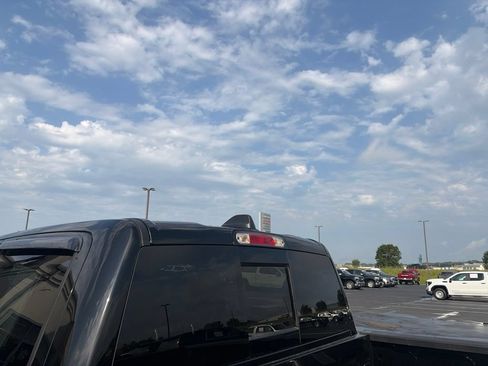Used 2026 RAM 1500 Express AWD/4WD image 13