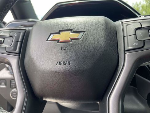 Used 2025 Chevrolet Silverado 1500 High Country w/ Technology Package AWD/4WD image 19