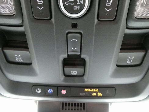 Certified 2024 GMC Yukon XL Denali Ultimate image 44