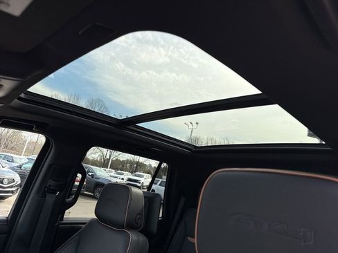 Used 2023 GMC Yukon AT4 w/ AT4 Premium Plus Package image 12