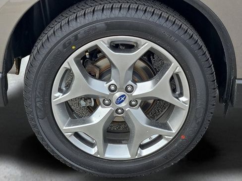 Used 2018 Subaru Forester 2.5i Touring w/ Popular Package #2 image 8