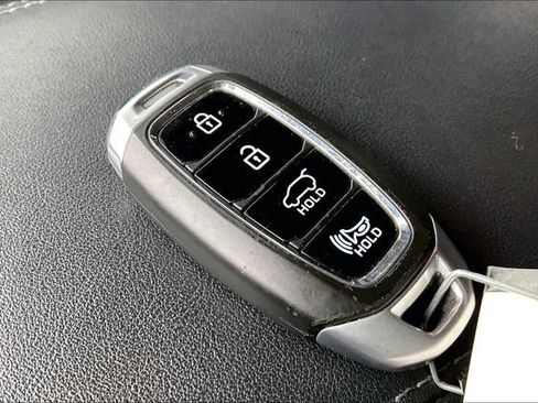 Used 2019 Hyundai Santa Fe SEL image 10