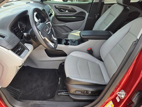 Used 2022 GMC Terrain SLT FWD image 13