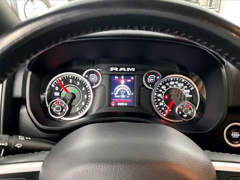 Used 2022 RAM 2500 Big Horn w/ Level 1 Equipment Group image 25