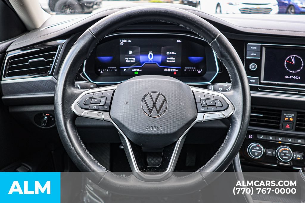 Used 2024 Volkswagen Jetta SE FWD image 29