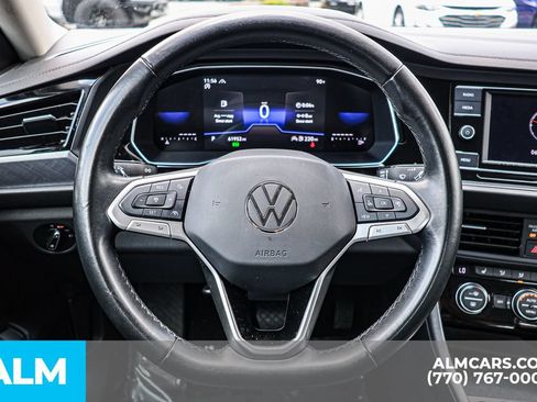 Used 2024 Volkswagen Jetta SE FWD image 29