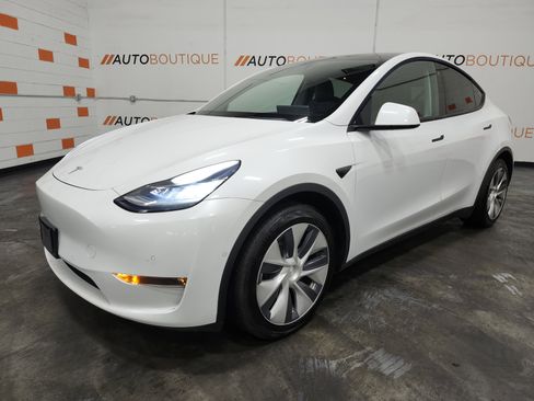 Used 2021 Tesla Model Y Long Range AWD/4WD image 5