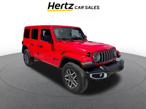 Used 2025 Jeep Wrangler Sahara image 1