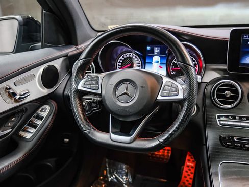 Certified 2019 Mercedes-Benz GLC 43 AMG 4MATIC image 19