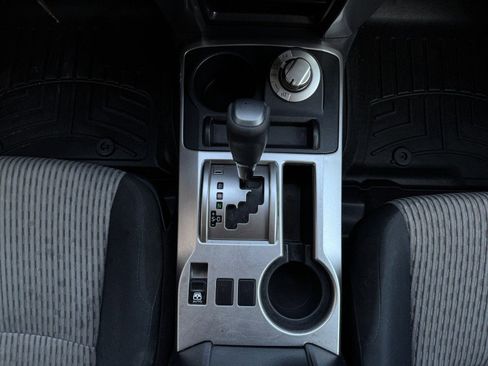 Used 2015 Toyota 4Runner SR5 image 26