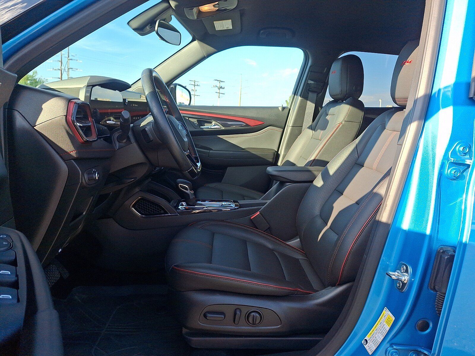 Used 2025 Chevrolet TrailBlazer RS AWD/4WD image 13