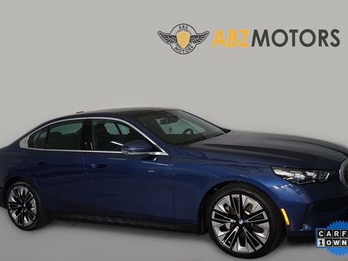 Used 2024 BMW 530i xDrive w/ Premium Package image 1