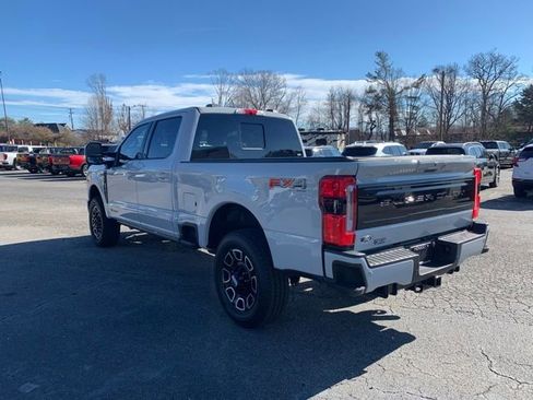 New 2025 Ford F350 Platinum w/ FX4 Off-Road Package AWD/4WD image 6