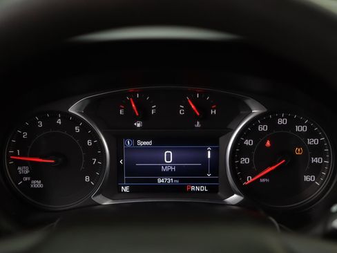 Used 2019 Chevrolet Equinox LT FWD image 11