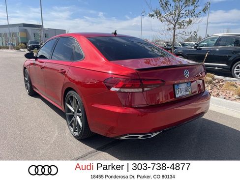 Used 2020 Volkswagen Passat 2.0T R-Line FWD image 4