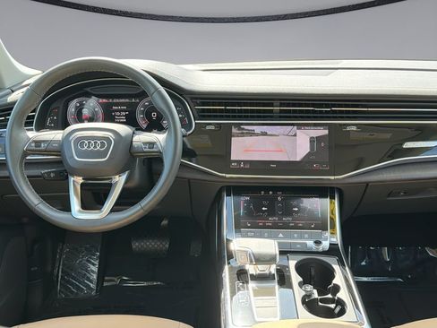 Used 2025 Audi Q8 Premium AWD/4WD image 19
