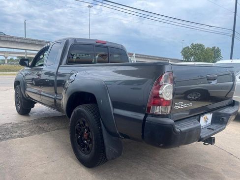 Used 2010 Toyota Tacoma 4x4 Access Cab w/ Convenience Pkg image 6