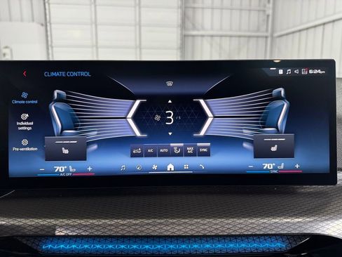 Used 2025 BMW M240i xDrive Coupe image 34