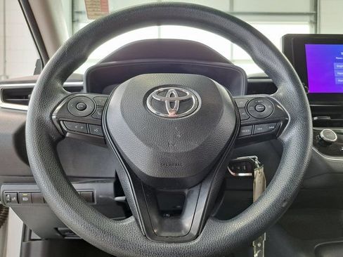 Used 2024 Toyota Corolla LE FWD image 10