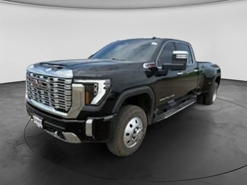 Used 2025 GMC Sierra 3500 Denali AWD/4WD image 8