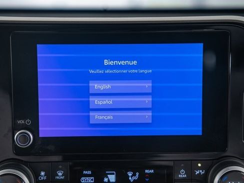 Certified 2023 Toyota Highlander LE image 24