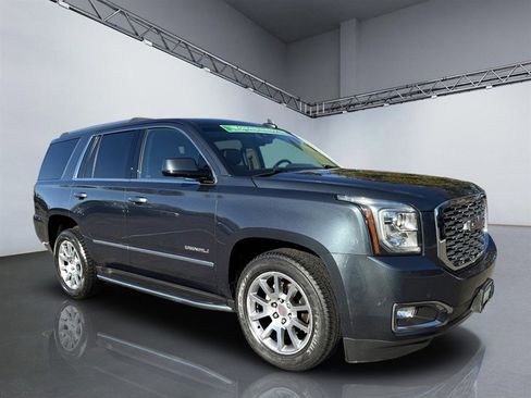 Used 2019 GMC Yukon Denali image 8