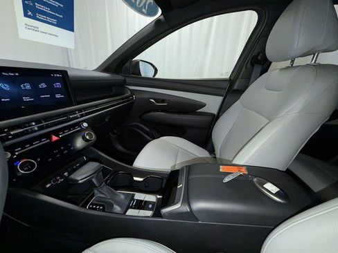 Used 2025 Hyundai Santa Cruz SEL image 4