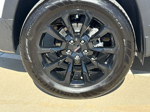 Used 2026 GMC Terrain Elevation w/ Black Edition image 9