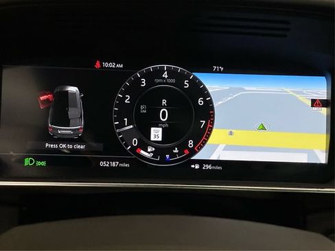 Used 2018 Land Rover Range Rover Sport SE AWD/4WD image 20