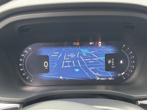 Certified 2025 Volvo XC60 B5 Plus image 21