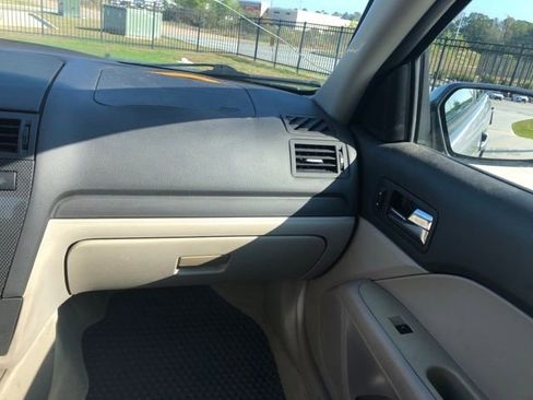Used 2007 Ford Fusion SE image 35