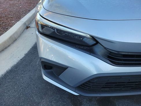 Used 2023 Honda Civic Sport image 8