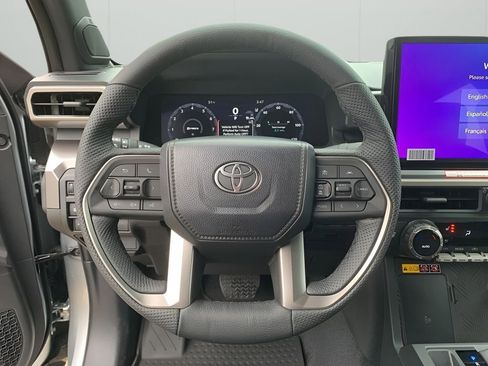 New 2025 Toyota Tacoma TRD Off-Road AWD/4WD image 24