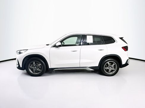 Used 2025 BMW X1 xDrive28i AWD/4WD image 4