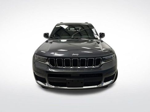 New 2025 Jeep Grand Cherokee L Limited image 11