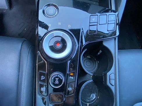 Certified 2024 Kia Sportage EX w/ EX Premium Package AWD/4WD image 31