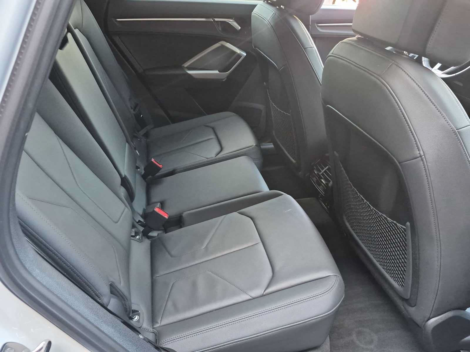Used 2023 Audi Q3 2.0T Premium w/ Convenience Package AWD/4WD image 20
