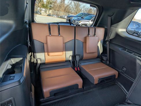 Certified 2025 Lexus GX 550 550 Premium 4WD image 13